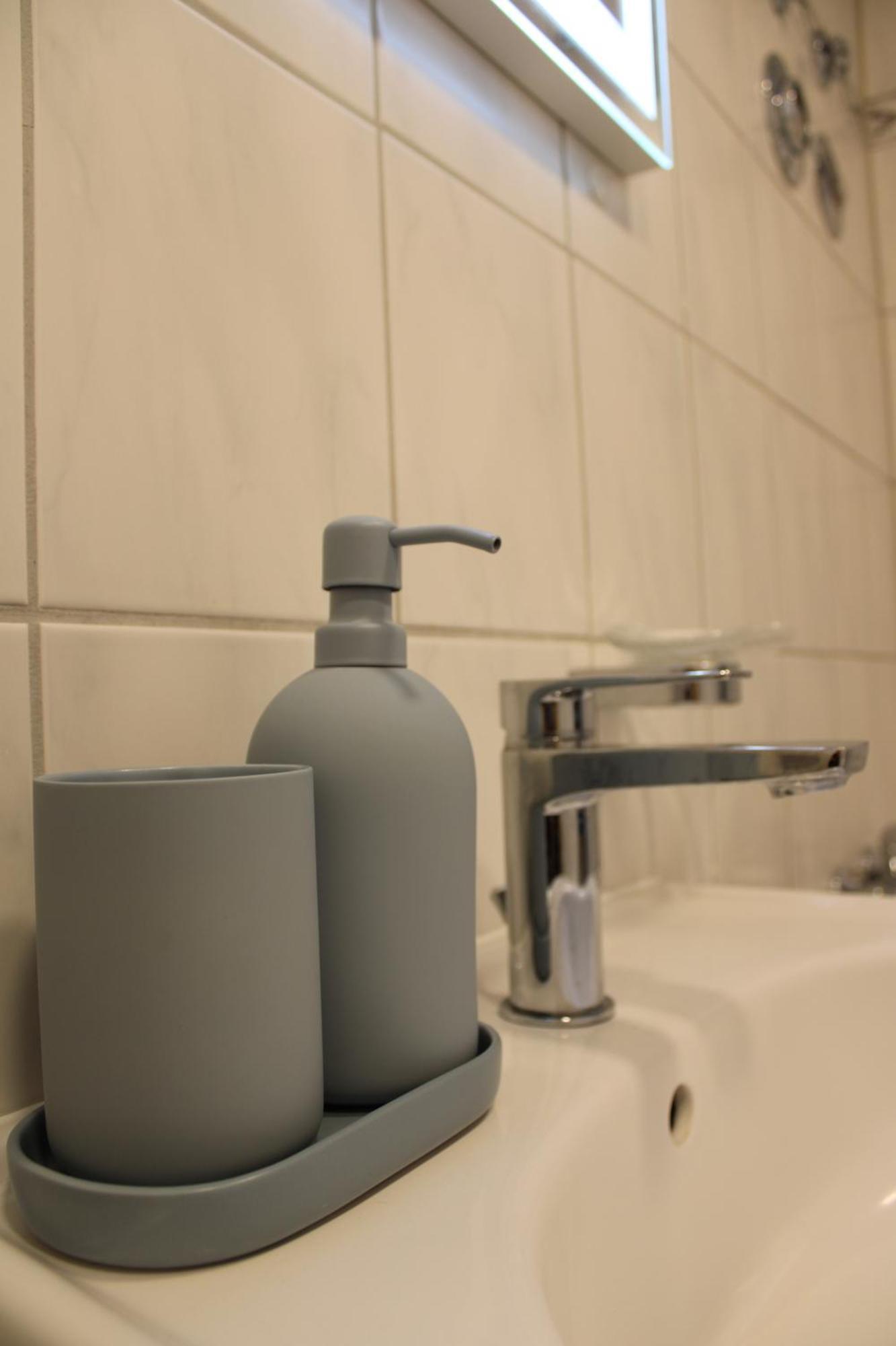 Zwei Zimmer Wohnung 布拉河畔的海登海姆 外观 照片